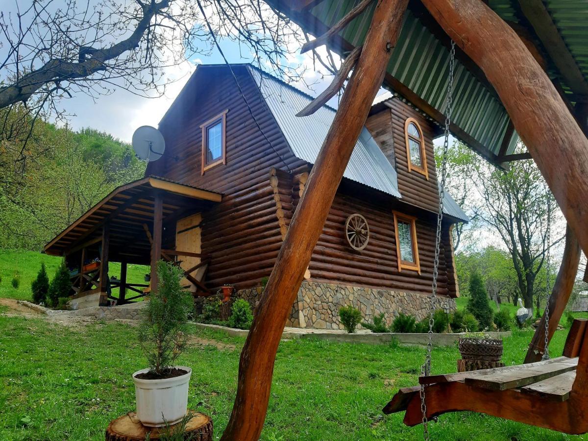 Дерев'Яний Будинок З Банею Oriv Exterior foto